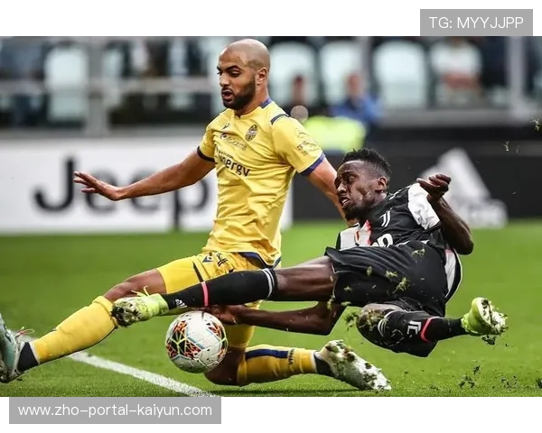 曼联阿迪达斯合作延至2035年 9亿镑长约锁定头部品牌价值